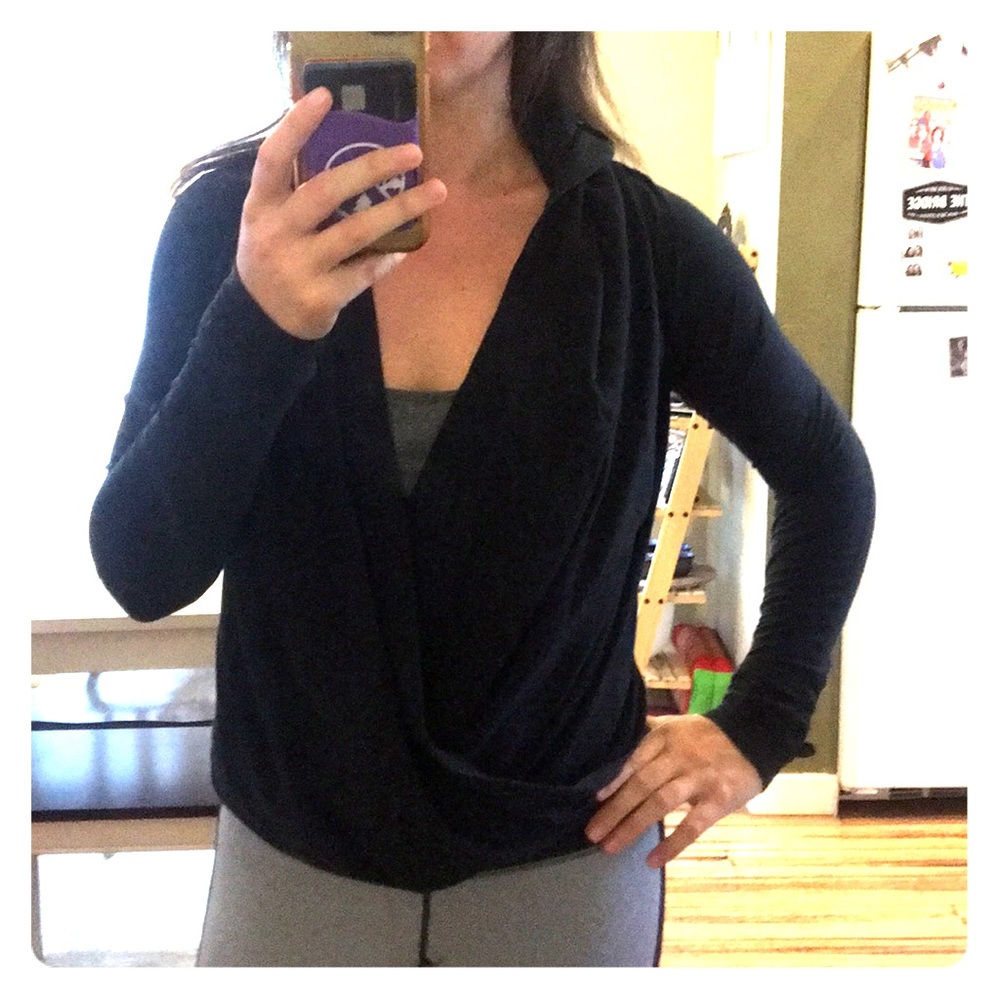 Lululemon Infinity Wrap